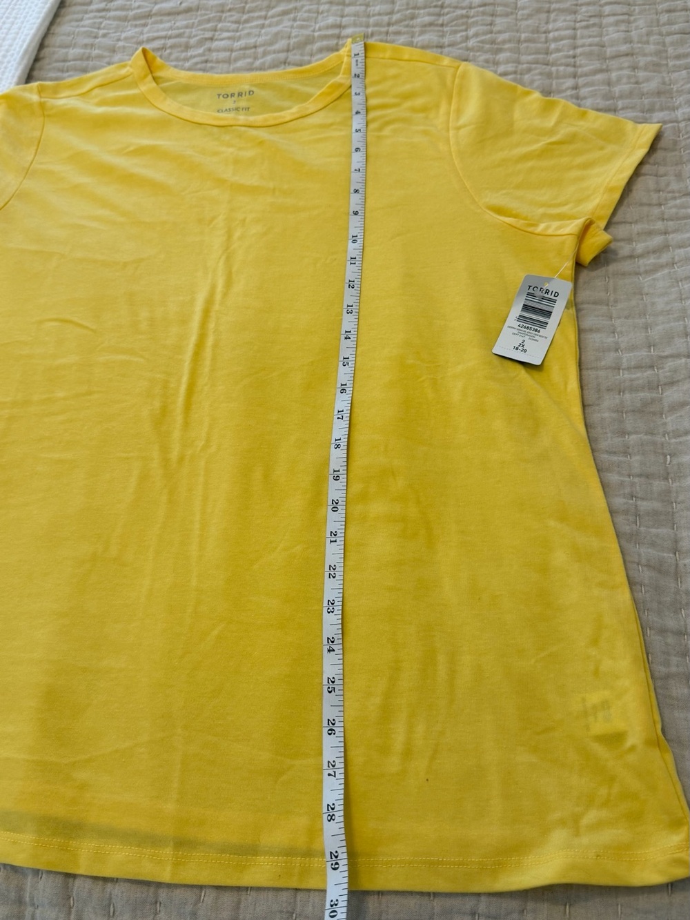 Torrid Bright Yellow Short Sleeve Crew Tee size 2